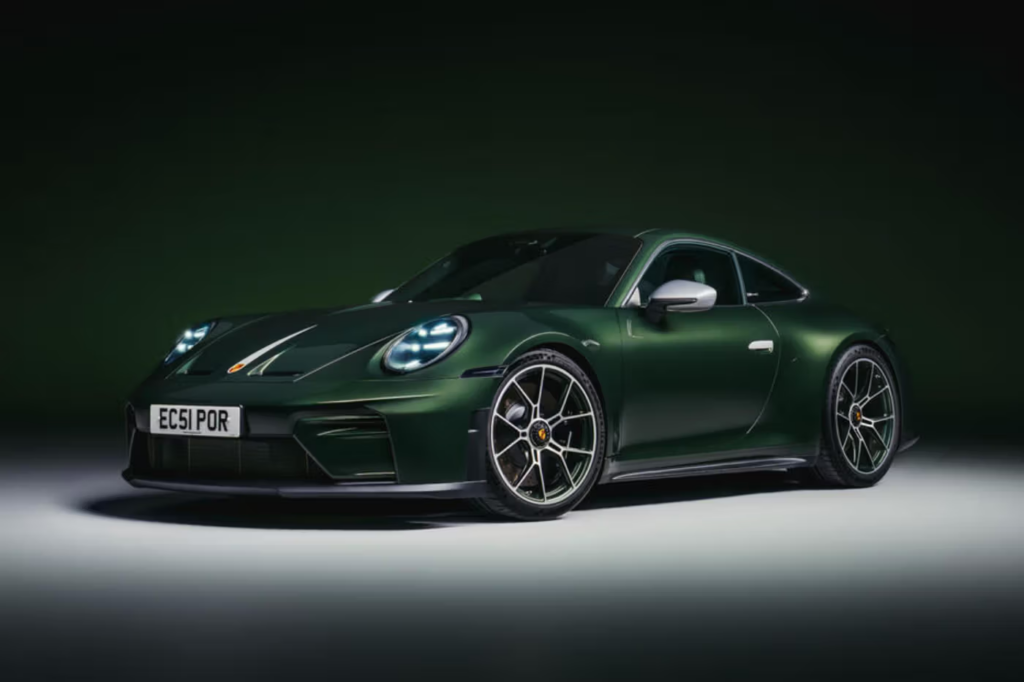 The Porsche 911 GT3 Earls Court 51 Edition parked outside a historic British landmark