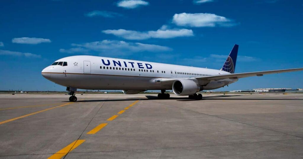 United Airlines Suspends Dubai Flights